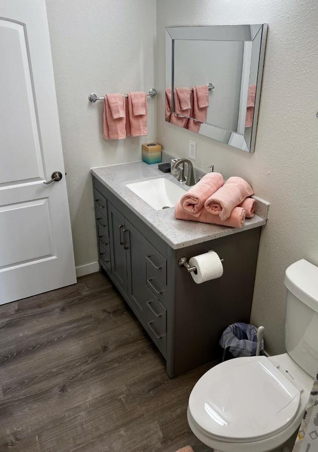 Anchorage Midtown Apartment-Wyoming 2 ภายนอก รูปภาพ